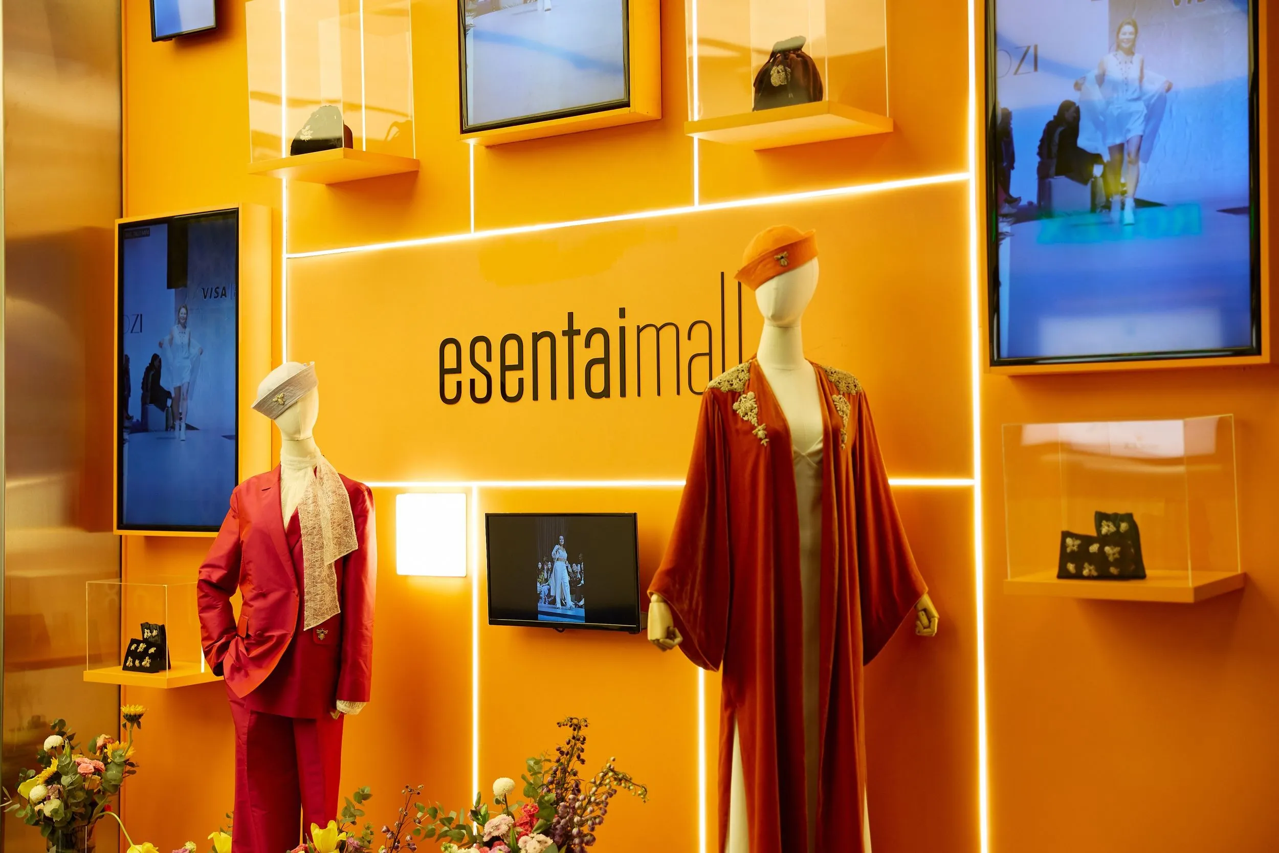 8 марта в Esentai Mall 8