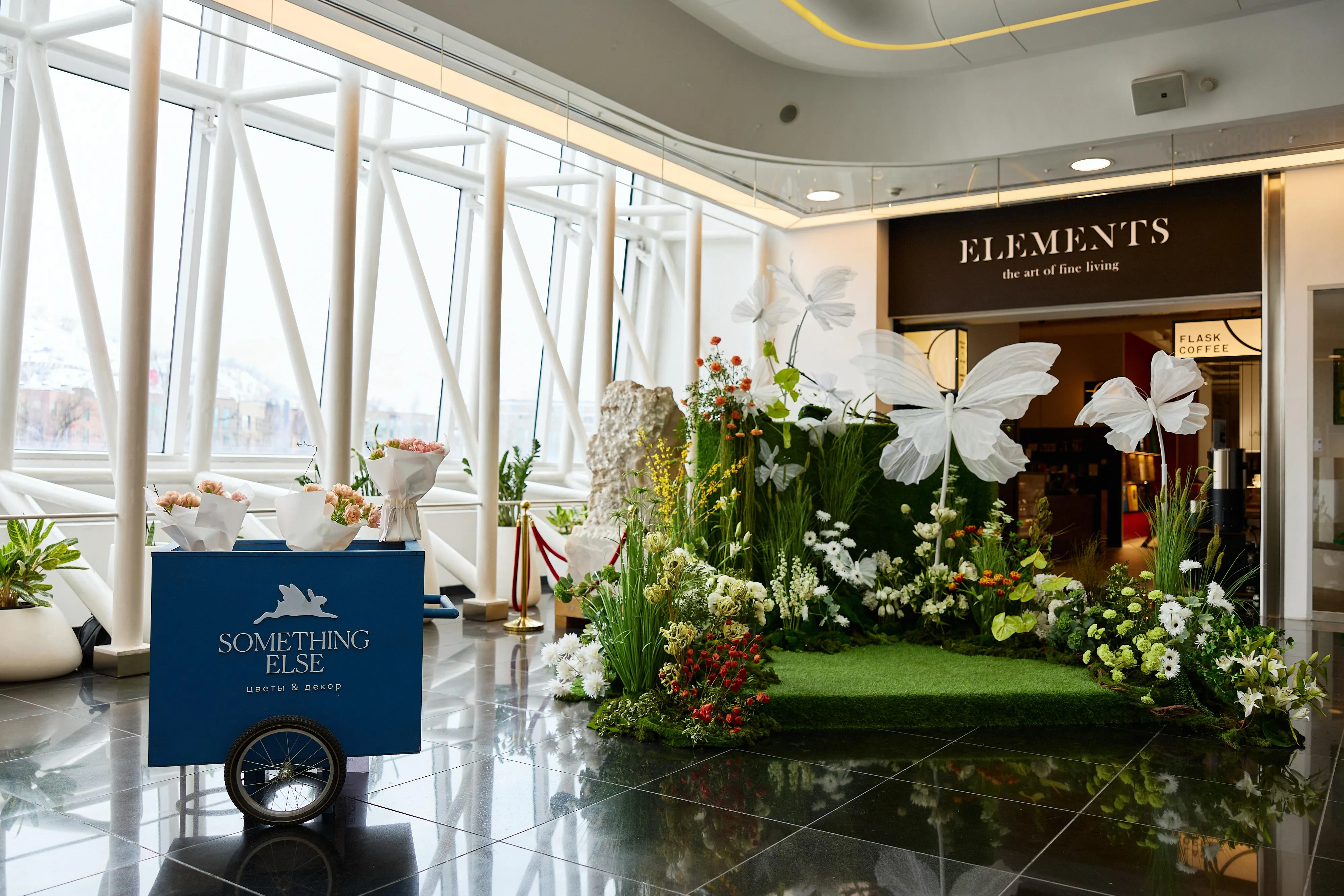 Весеннее настроение в Esentai Mall