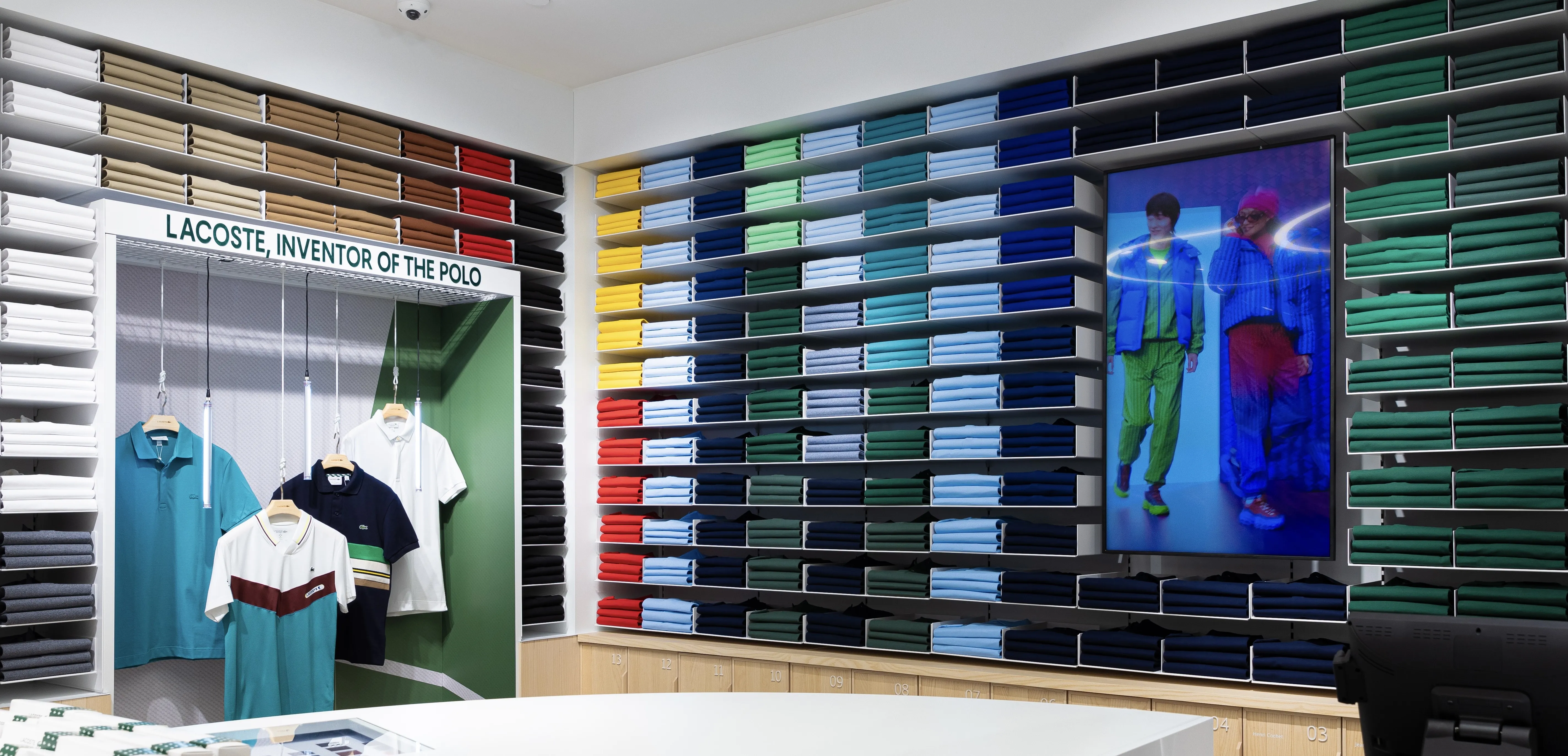 Lacoste в Esentai Mall 2