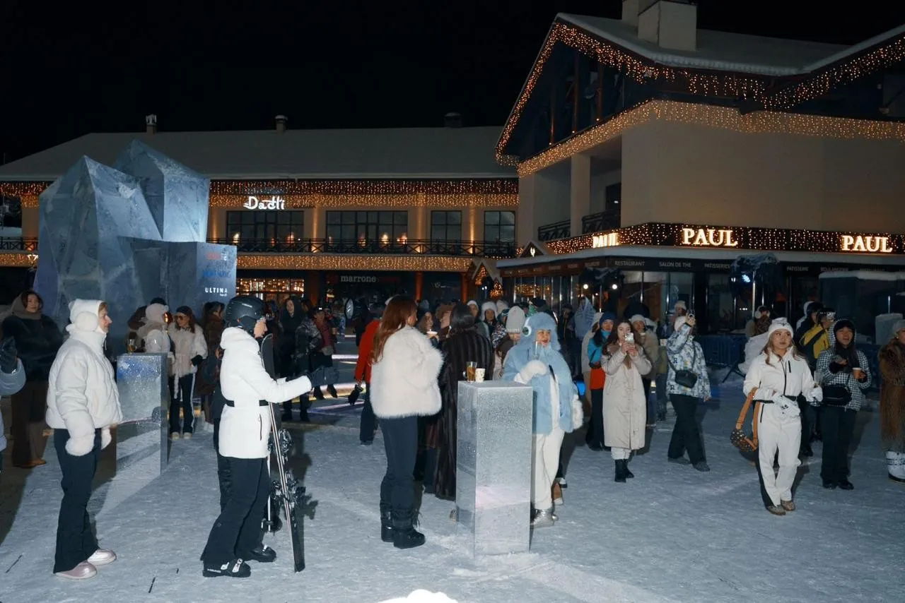 Esentai Mall x Ultima Яндекс Go: Night Skiing 3