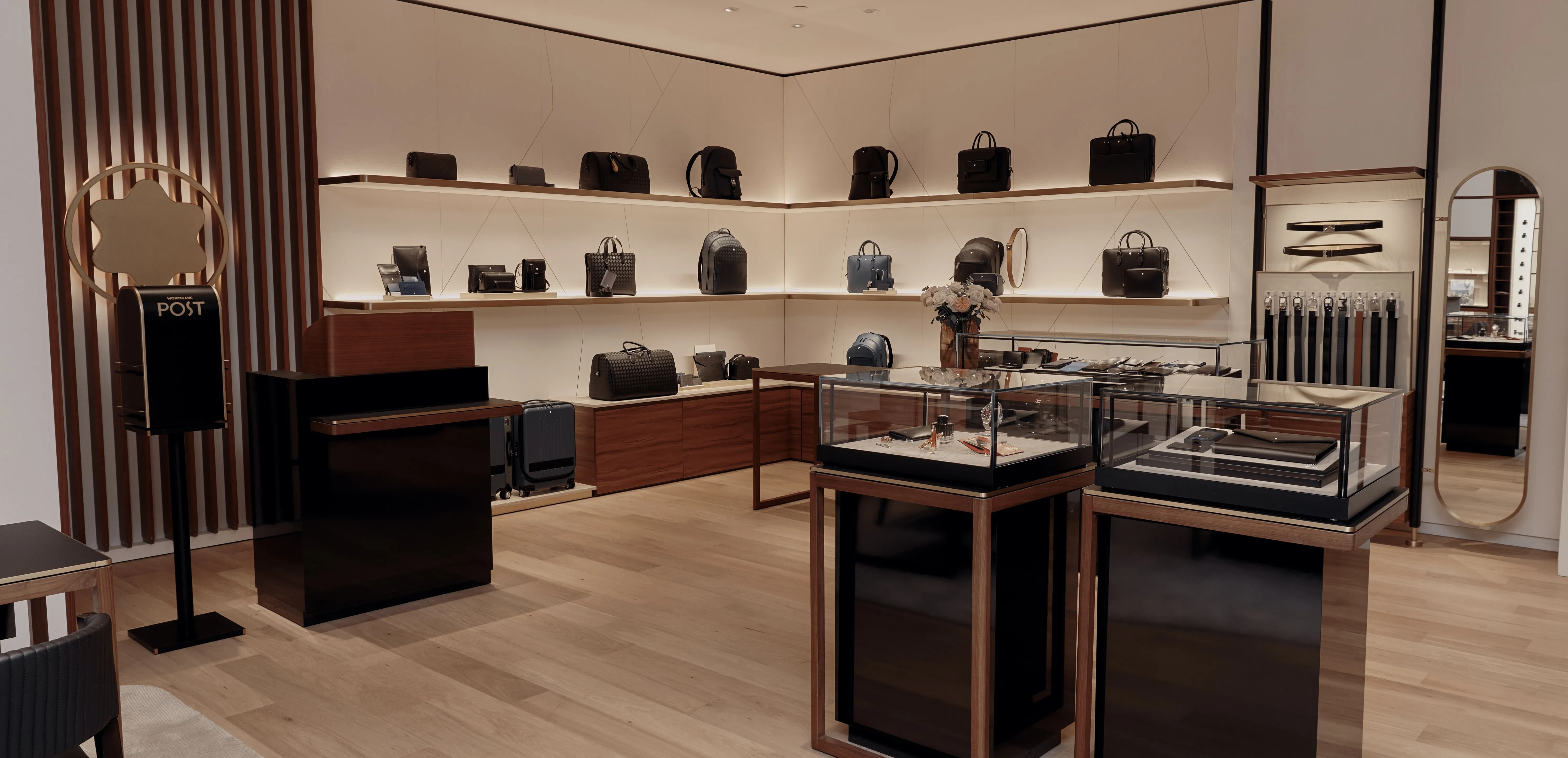 Открытие Montblanc в Esentai Mall 3