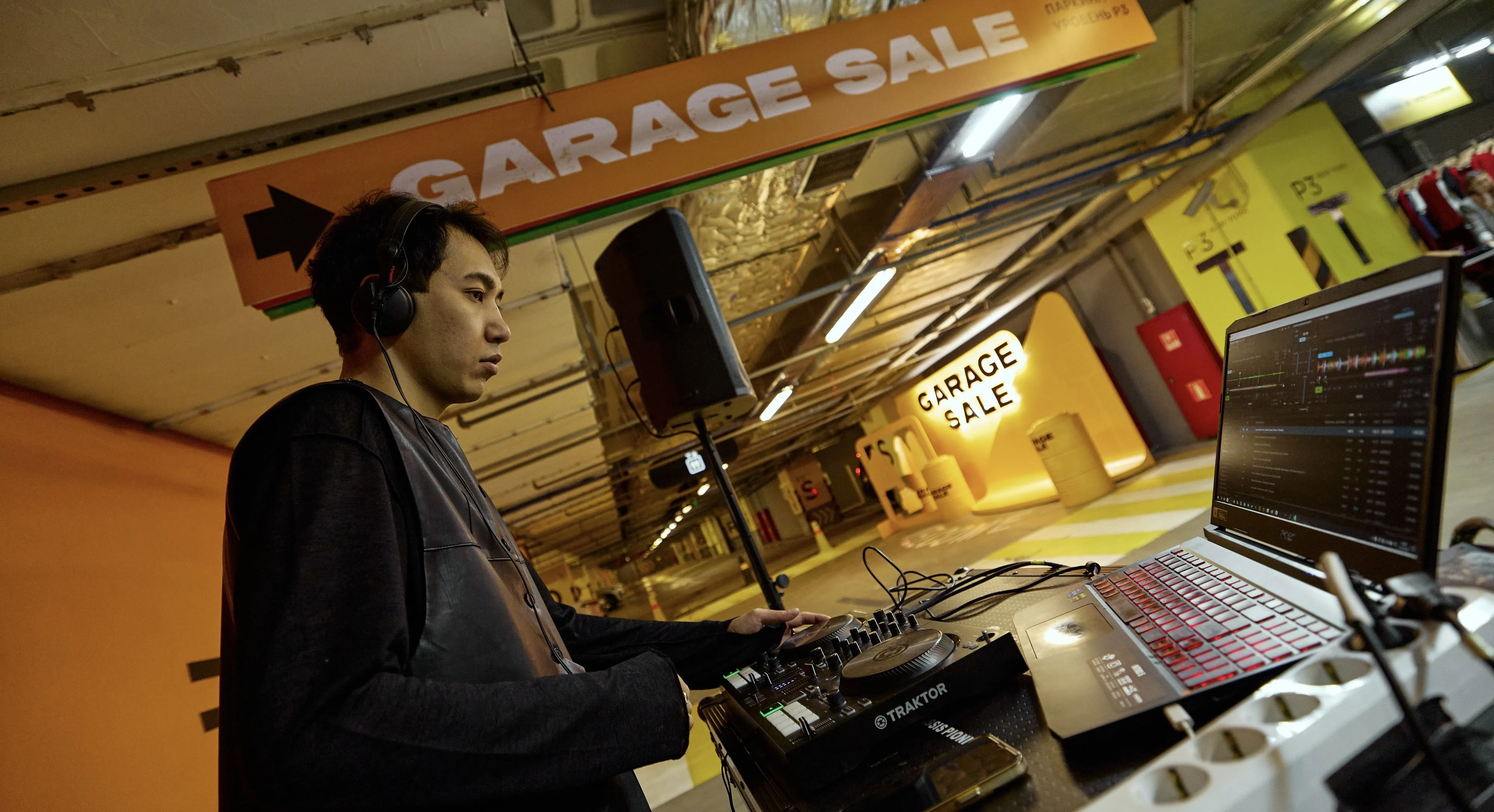 Garage Sale в Esentai Mall 3