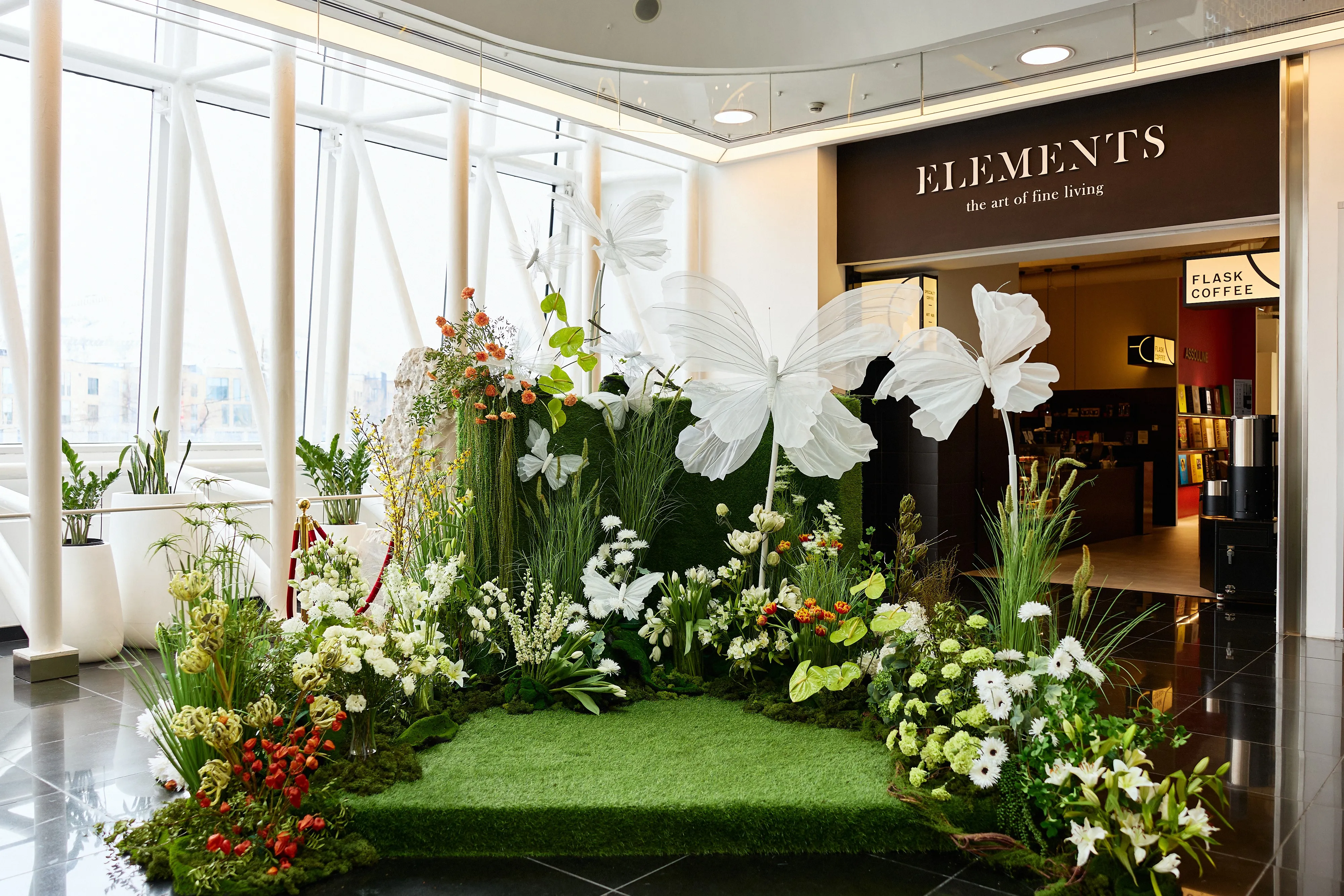 Весеннее настроение в Esentai Mall 1